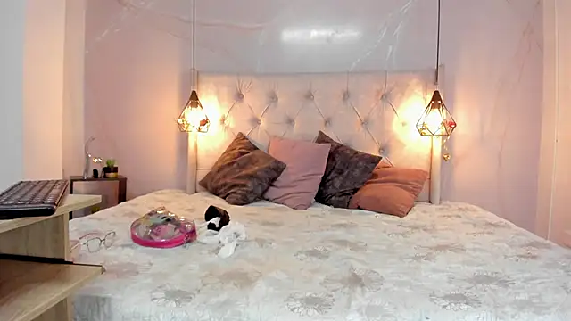 SakuraLee  online show from 09/22/25, 01:39