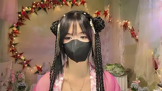 Snapshot of Your-Sunshine chatting on 10/06/25, 04:08 Your-Sunshine online show from 10/06/25, 04:08