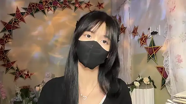 Snapshot of Your-Sunshine chatting on 09/27/25, 04:24 Your-Sunshine online show from 09/27/25, 04:24