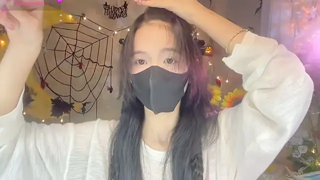 Your-Sunshine online show from 10/28/25, 03:44