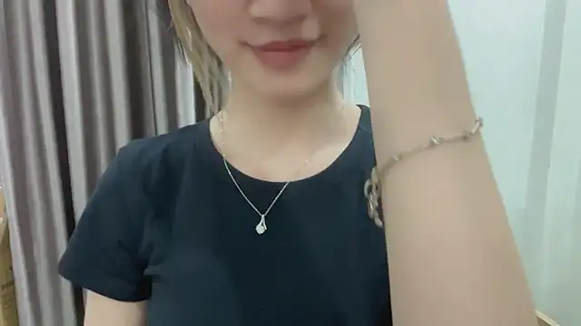 Snapshot of Your-Sunshine chatting on 02/16/25, 07:49 Your-Sunshine online show from 02/16/25, 07:49