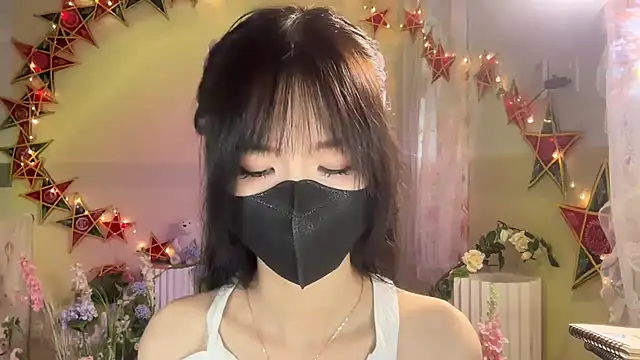Snapshot of Your-Sunshine chatting on 10/03/25, 06:26 Your-Sunshine online show from 10/03/25, 06:26