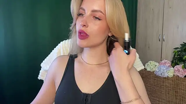 anita blairr online show from 05/18/26, 01:06