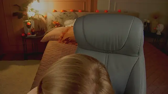 anita blairr online show from 10/30/25, 01:26