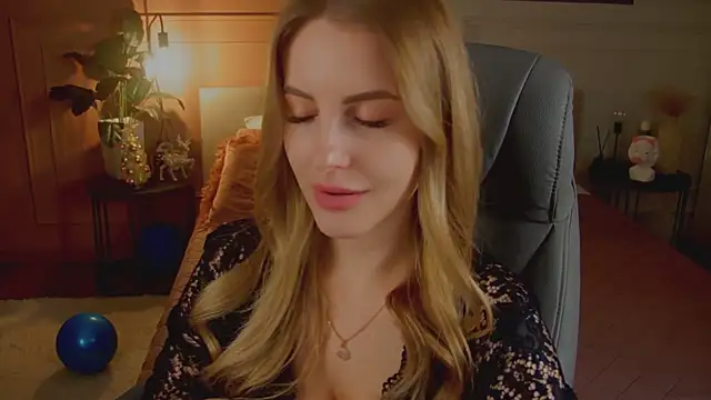 anita blairr online show from 12/15/25, 01:00