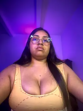 Soysofiarodrigu online show from 11/13/25, 02:59