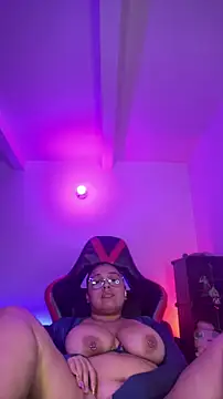 Soysofiarodrigu online show from 11/26/25, 02:55