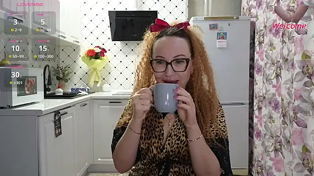 Snapshot of LybovNTV chatting on 02/22/26, 12:13 LybovNTV online show from 02/22/26, 12:13