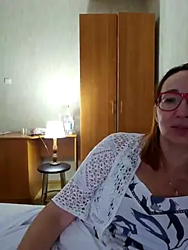 Snapshot of LybovNTV chatting on 09/23/25, 03:13 LybovNTV online show from 09/23/25, 03:13