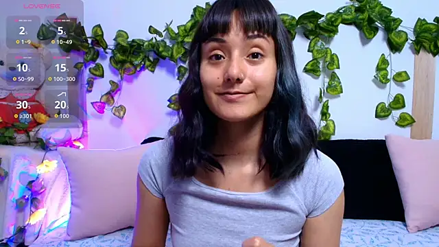 tati cardenas online show from 10/30/25, 04:44