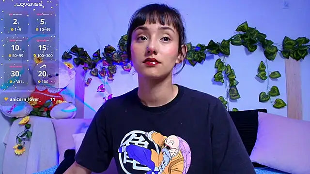 tati cardenas online show from 12/04/25, 04:44