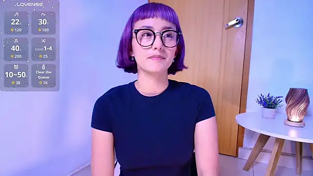 Snapshot of tati_cardenas chatting on 05/17/26, 04:34 tati cardenas online show from 05/17/26, 04:34