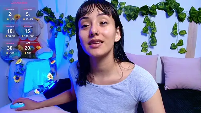 tati cardenas online show from 11/16/25, 04:50