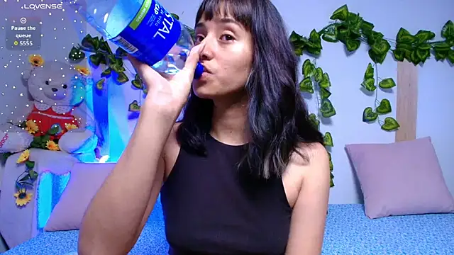 tati cardenas online show from 12/16/25, 05:00