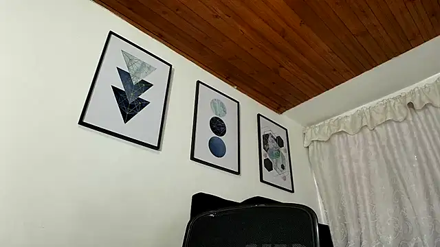 sam her online show from 11/08/25, 04:43