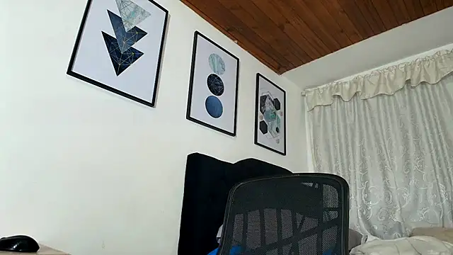 sam her online show from 11/02/25, 01:54