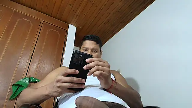 sam her online show from 04/01/26, 12:24