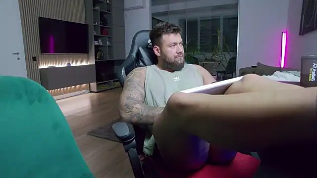 UbbeViking online show from 11/12/25, 05:50