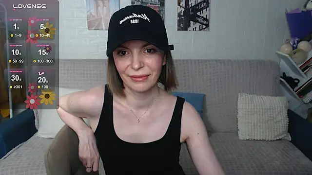 kiramarta online show from 10/24/25, 07:46