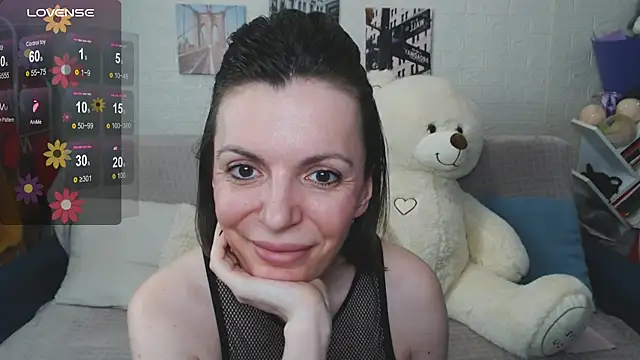 kiramarta online show from 11/02/25, 04:01