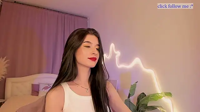 LauraCoy online show from 02/26/26, 08:31