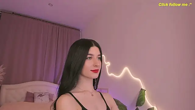 LauraCoy online show from 05/06/26, 08:24