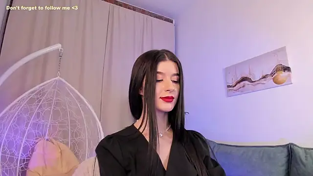 LauraCoy online show from 02/03/25, 11:26