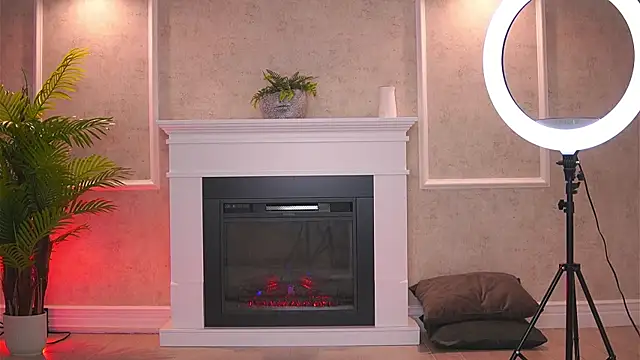 Abbela White online show from 11/22/25, 06:12