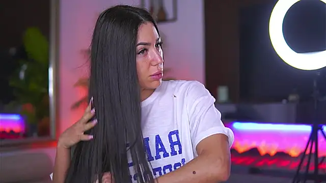 Abbela White online show from 04/14/26, 05:56