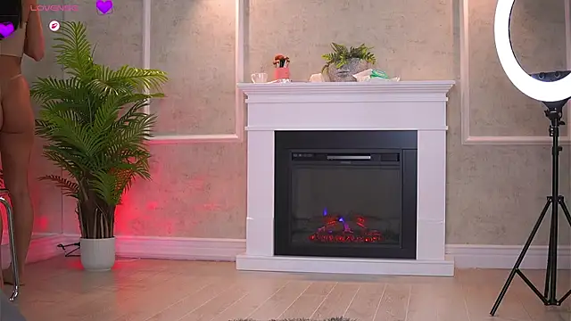 Abbela White online show from 09/23/25, 06:31