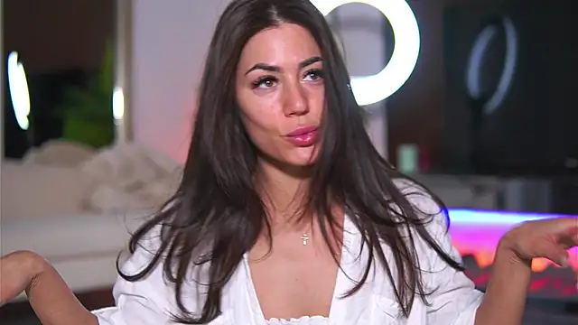 Abbela White online show from 05/30/26, 06:31