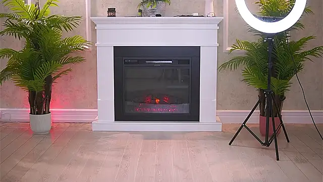 Abbela White online show from 02/07/26, 06:32