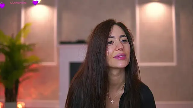 Abbela White online show from 12/04/25, 06:45