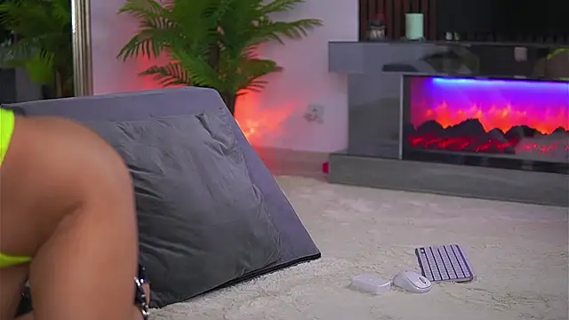 Abbela White online show from 03/27/26, 08:26