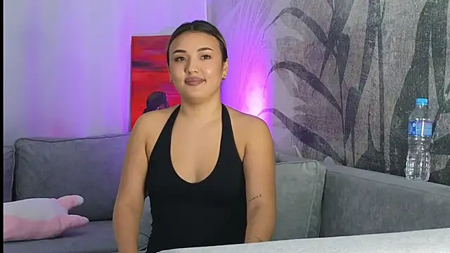 Snapshot of lily__foster chatting on 03/04/25, 01:38 lily foster online show from 03/04/25, 01:38