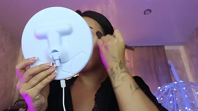 Snapshot of lily__foster chatting on 02/20/26, 05:48 lily foster online show from 02/20/26, 05:48