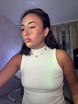 lily  foster online show from 04/16/26, 04:52