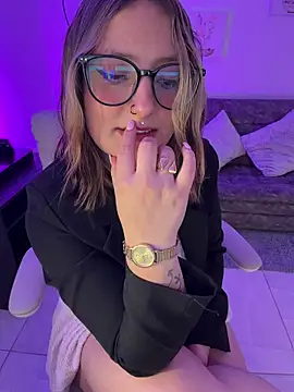 Megan lu2 online show from 02/28/26, 06:24