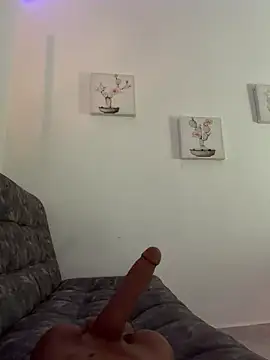 Megan lu2 online show from 02/06/26, 03:35