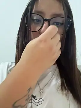 Megan lu2 online show from 11/08/25, 04:49