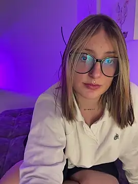 Megan lu2 online show from 02/25/26, 03:07