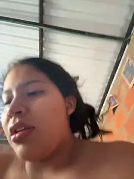 Snapshot of moncerrat_luna chatting on 09/14/25, 11:32 moncerrat luna online show from 09/14/25, 11:32