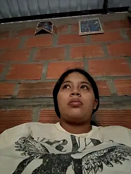 Snapshot of moncerrat_luna chatting on 09/10/25, 11:20 moncerrat luna online show from 09/10/25, 11:20