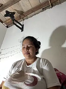 moncerrat luna online show from 03/19/26, 07:47