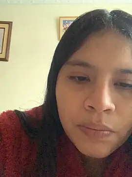 moncerrat luna online show from 11/04/25, 09:40