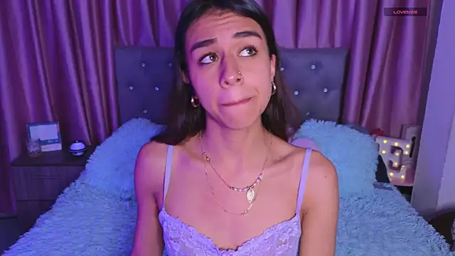 Emiily Scott1 online show from 12/05/25, 01:05