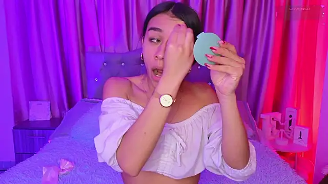 Emiily Scott1 online show from 02/05/26, 12:17