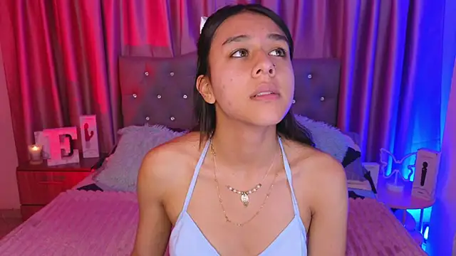 Emiily Scott1 online show from 05/06/26, 02:59