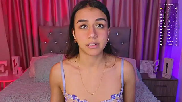 Emiily Scott1 online show from 07/08/26, 02:46