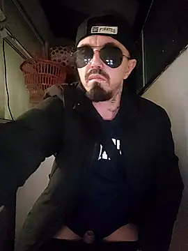 erbod Johnny online show from 11/23/25, 03:27